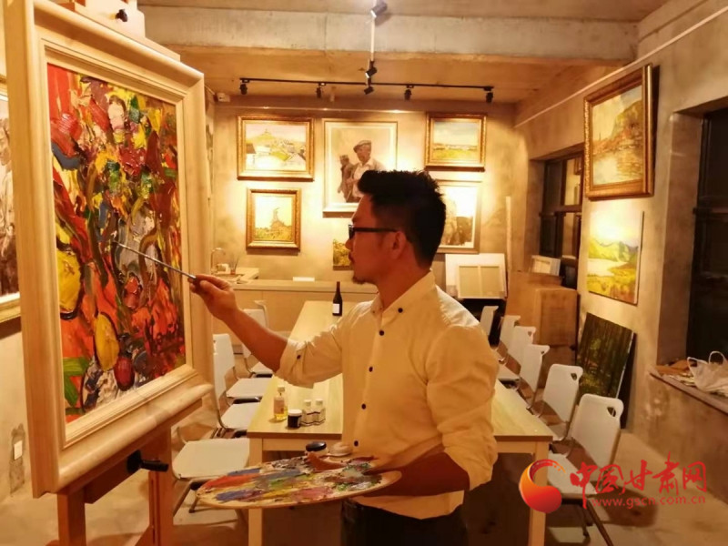 1909年咋建造黃河鐵橋？蘭州大學(xué)教師王威用油畫再現(xiàn)百年往事