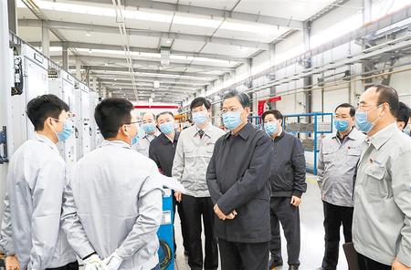 趙樂際在甘肅調(diào)研時(shí)強(qiáng)調(diào) 緊緊圍繞統(tǒng)籌疫情防控和經(jīng)濟(jì)社會(huì)發(fā)展決策部署跟進(jìn)監(jiān)督保障落實(shí)