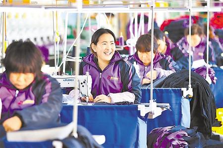 【抓“六穩(wěn)” 促“六?！薄糠€(wěn)就業(yè)有良策 保就業(yè)出實招——甘肅省全力以赴支持穩(wěn)定就業(yè)確保就業(yè)形勢總體穩(wěn)定