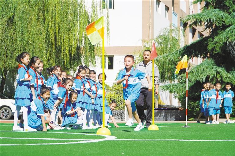 我們開學(xué)了！