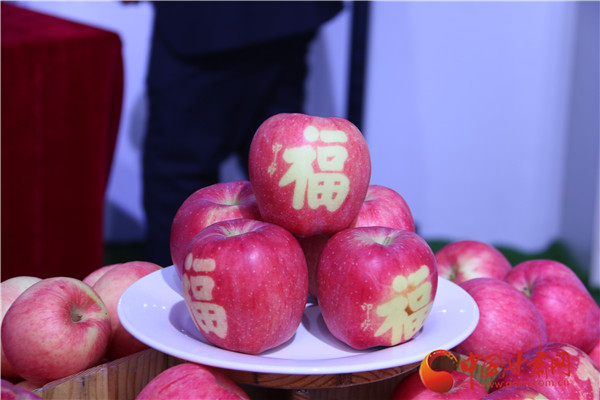 平?jīng)鍪谐缧趴h舉辦慶祝第三屆“中國農民豐收節(jié)”活動