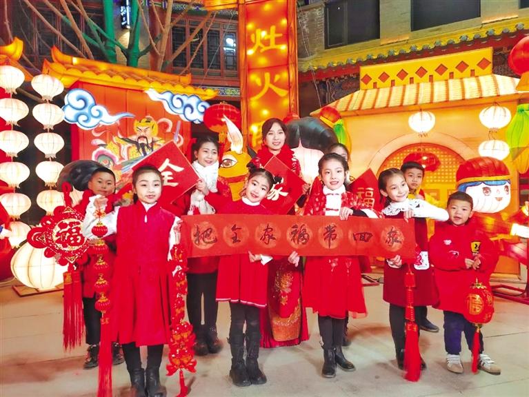 原創(chuàng)音樂電視《全家福》向蘭州市人民拜年！