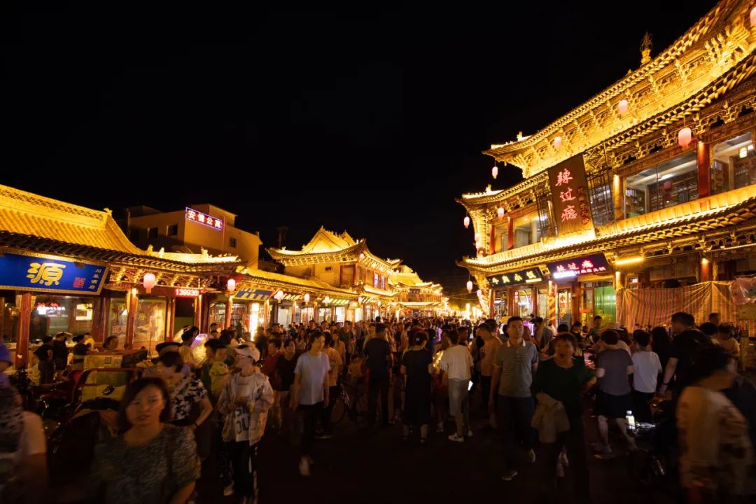 古風(fēng)、華美、浪漫、美味……現(xiàn)實(shí)版“清明上河圖”，就在這里！