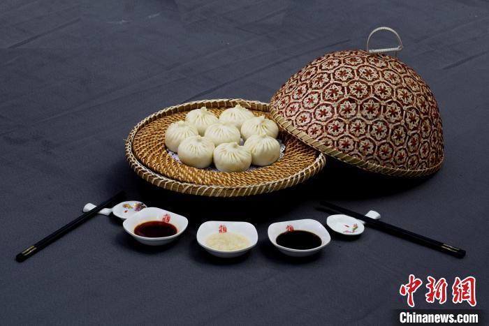 圖為甘肅臨夏回族自治州美味——河州包子。(資料圖) 臨夏州委宣傳部供圖