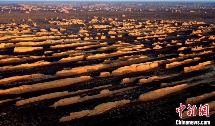 敦煌雅丹世界地質(zhì)公園。(資料圖) 敦煌市委宣傳部供圖