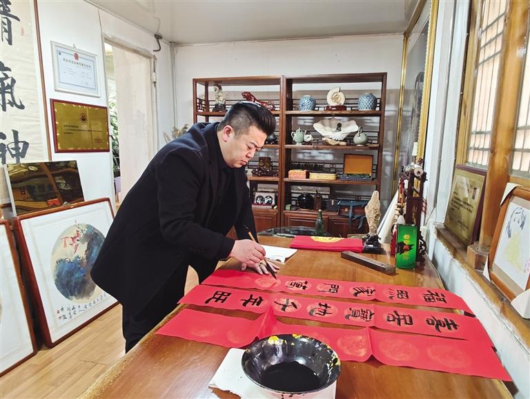 春聯(lián)福至送萬家